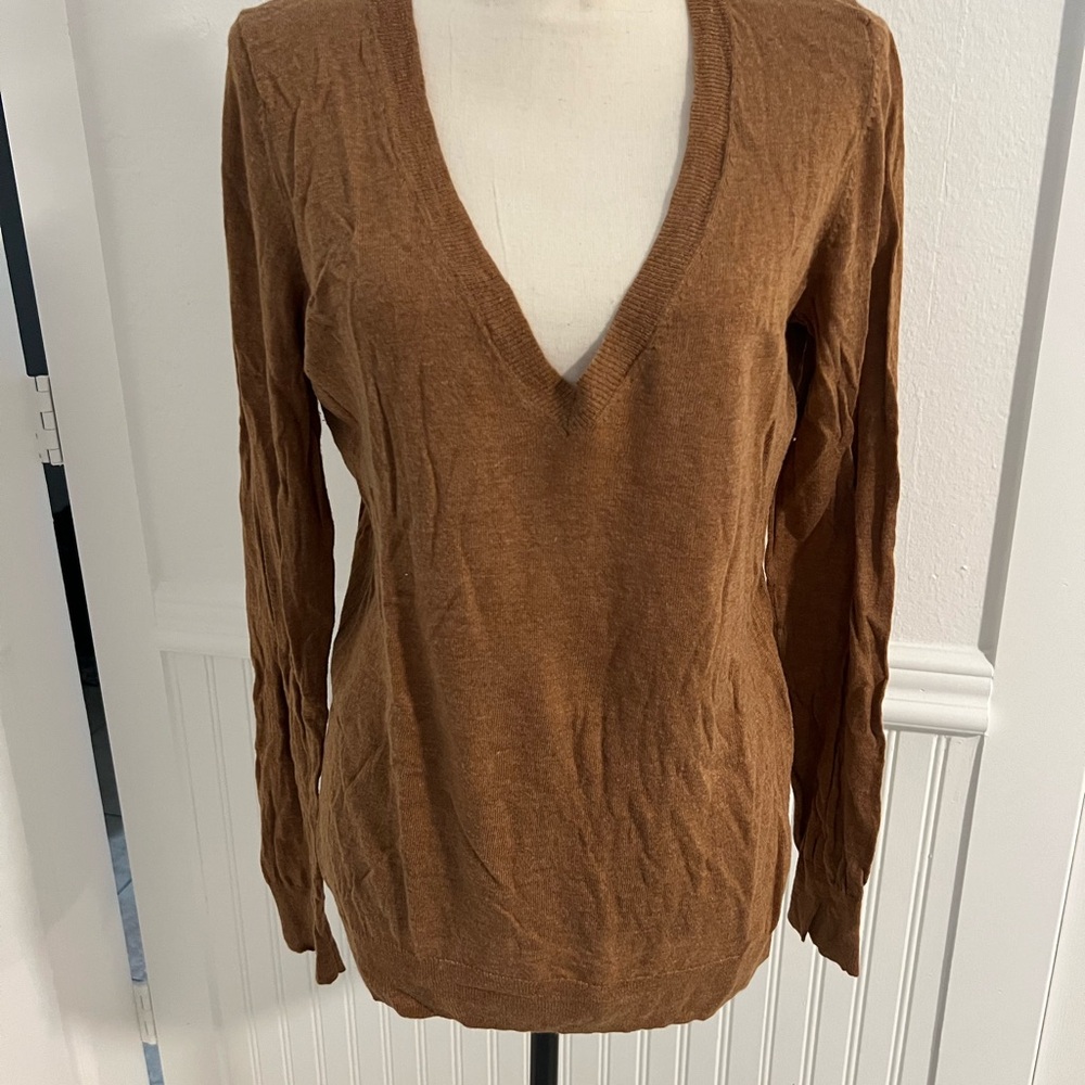 Comfortable Lightweight Brown V-Neck Sweater, Sz: L